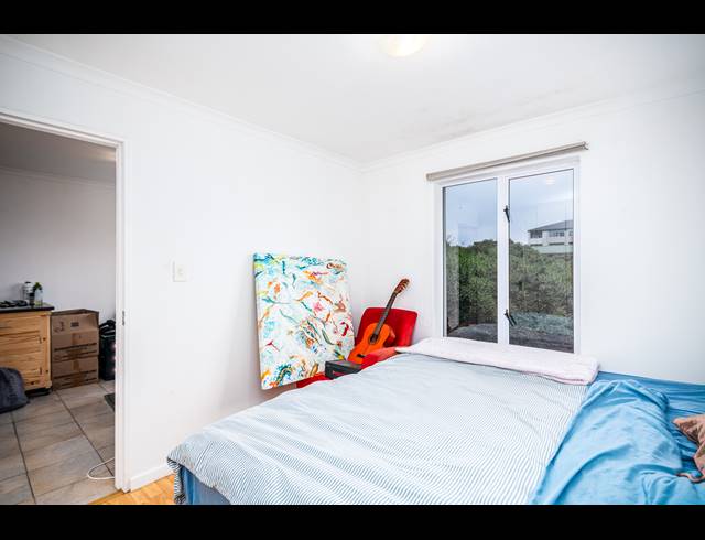 1 BEDROOM APARTMENT FOR SALE IN WAVES EDGE